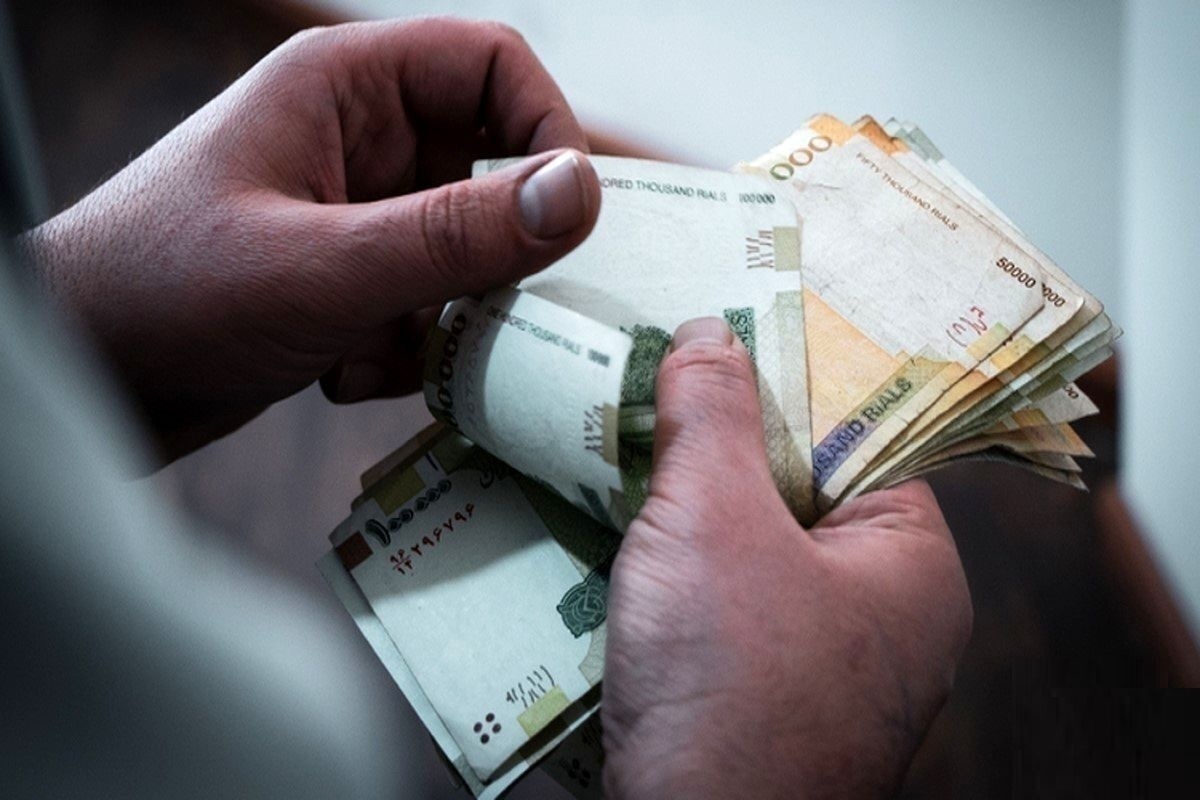 حداقل دستمزد ۱۴۰۴ کارگران حداقل دستمزد ۱۴۰۴ کارگران