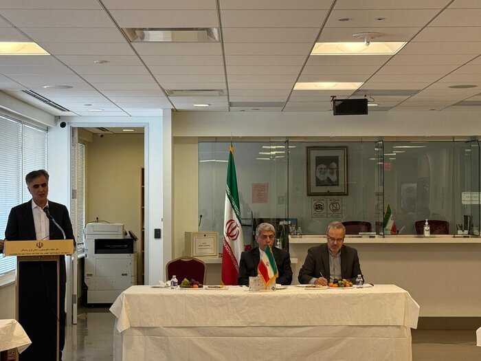 نشست دو تن از اعضای ارشد اقتصادی دولت پزشکیان با فرهیختگان ایرانی در واشنگتن نشست دو تن از اعضای ارشد اقتصادی دولت پزشکیان با فرهیختگان ایرانی در واشنگتن