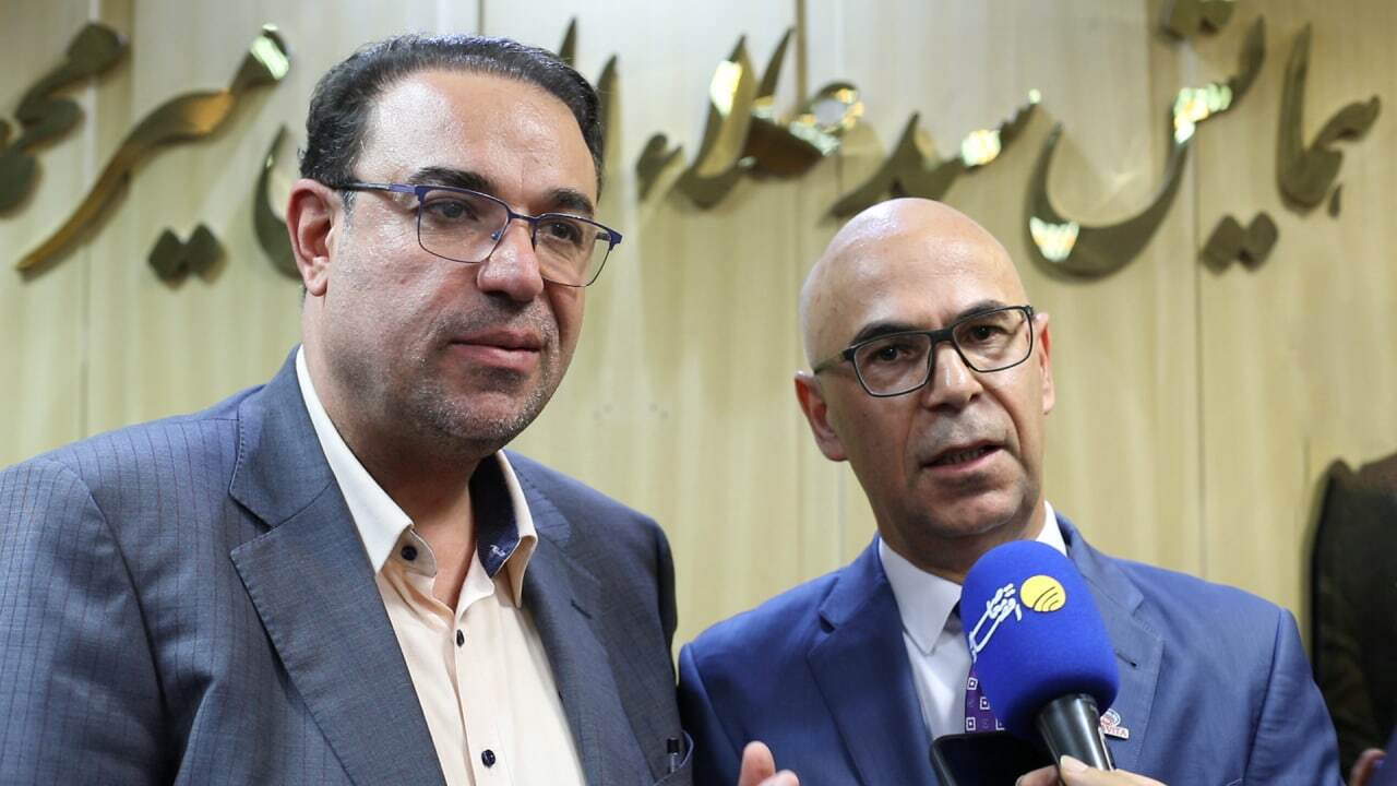 درحال ویرایش/// تولید بدون کارخانه تصویب شد / بهرهوری از سرمایههای راکد صنعتی افزایش مییابد درحال ویرایش/// تولید بدون کارخانه تصویب شد / بهرهوری از سرمایههای راکد صنعتی افزایش مییابد