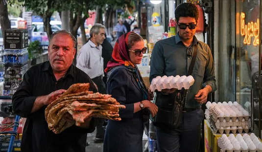تأمین ۱۲ هزار تن کالای اساسی برای مراسم تشییع رهبر شهید