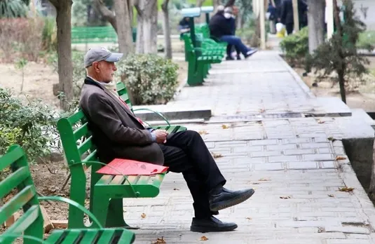کدام بازنشستگان مشمول متناسب&zwnj;سازی ۷۰ درصدی می&zwnj;شوند؟