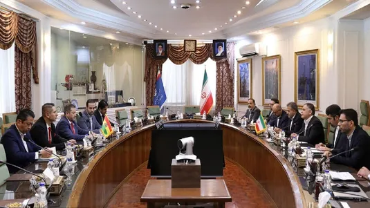 تاکید ایران و بولیوی بر تقویت همکاری&zwnj;ها در صنعت نفت