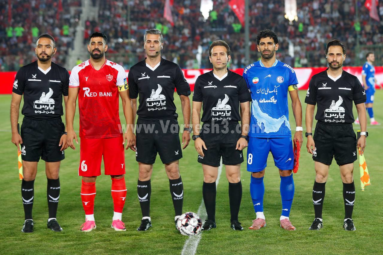 بازی پرسپولیس و استقلال خوزستان