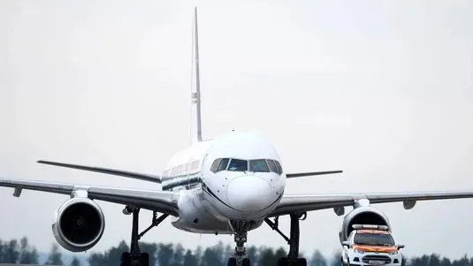 تمدید لغو پروازها تا ۲ بامداد شنبه
