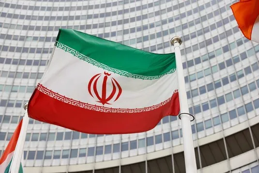 ۷ برنامه برای رشد اقتصادی کشور بدون توافق