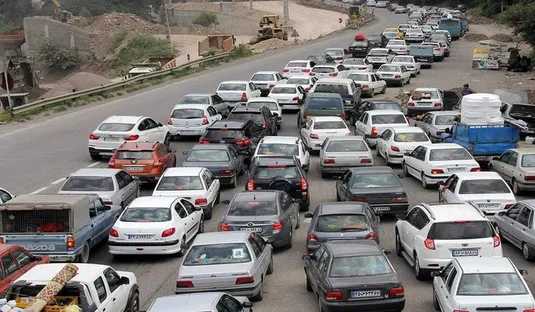 ترافیک در آزاد راه قزوین _کرج سنگین شد