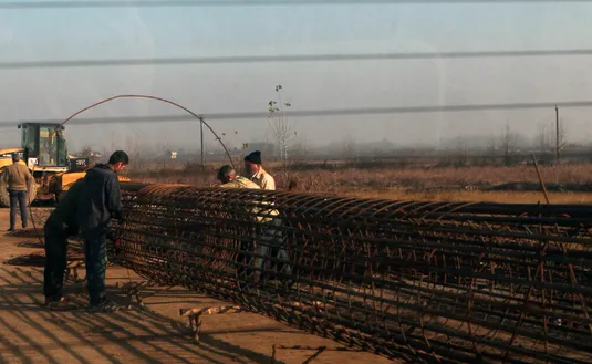 معاون وزیر راه: موقعیت جغرافیایی ایران مسئولیتی برای ترانزیت ایمن است