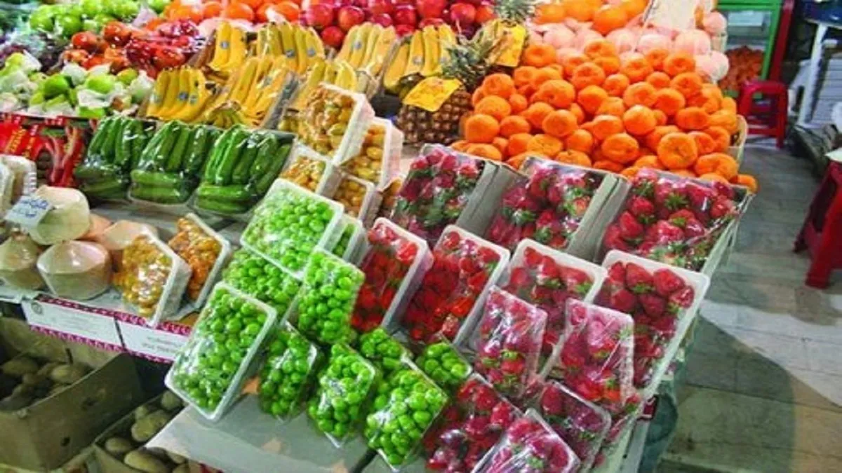 گوجه سبز موجود در بازار قاچاق است