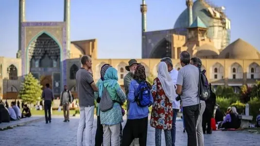 پیش&zwnj;بینی رشد ۲ درصدی صنعت گردشگری ایران تا پایان ۲۰۲۵