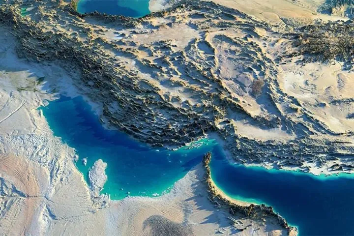 تنگه هرمز