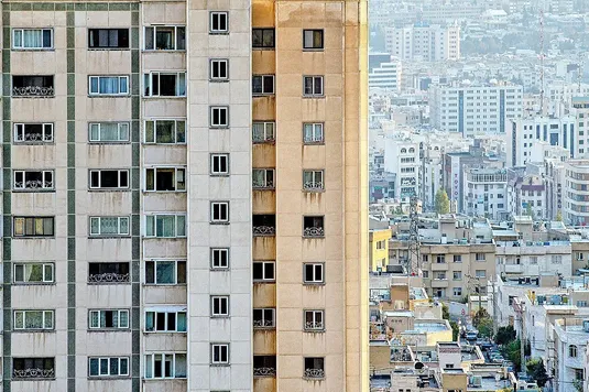 قیمت آپارتمان در غرب تهران، نصف شده است؟