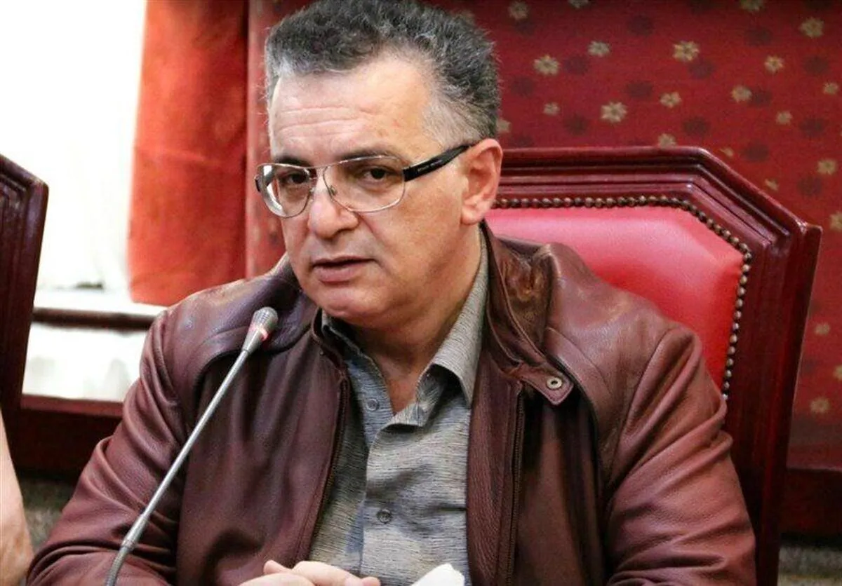 زنوزی: یا این فوتبال اصلاح می‌شود یا باشگاه تراکتور کنار خواهد کشید