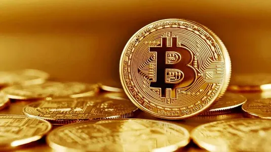 بیت&zwnj;کوین در نقطه حساس؛ عبور از ۹۵ هزار دلار ناکام ماند