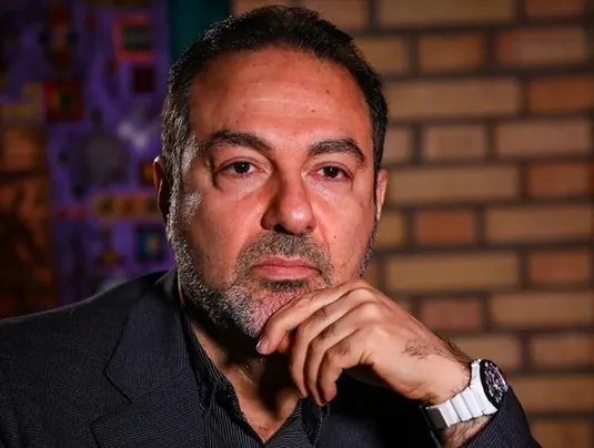 وقتی معاون وزیر، تریبون سلامت را با تریبون شعار اشتباه می&zwnj;گیرد!