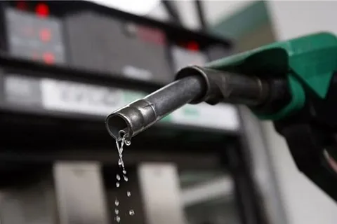 ۸ میلیون لیتر به ظرفیت بنزین کشور افزوده می‌شود