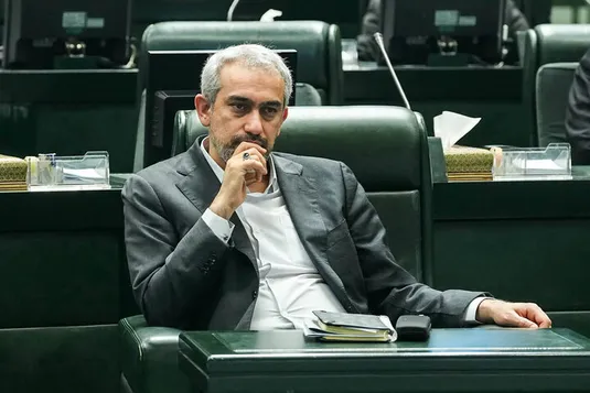 دیدار وزیر اقتصاد با اعضای تیم اعزامی کشورمان به المپیاد جهانی اقتصاد