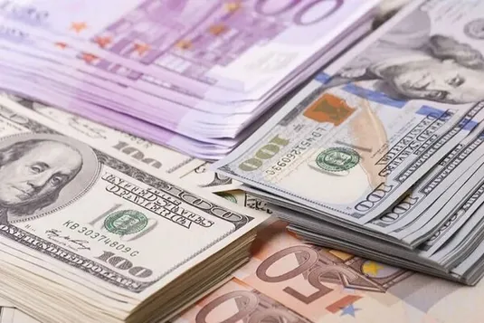 قیمت دلار امروز در بازار آزاد پنجشنبه ۱۵ آبان + جدول