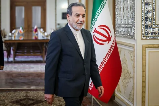 کنایه عراقچی به مقامات آمریکایی درباره توصیه&zwnj;های شوم نتانیاهو
