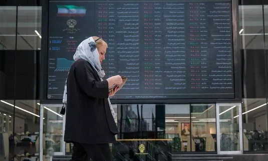 سهامداران عدالت در انتظار پایان بلاتکلیفی
