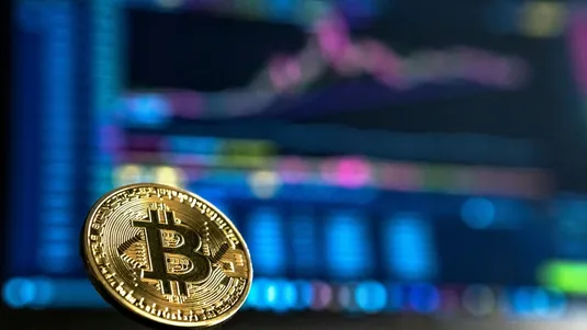 بازار کریپتو در فاز نوسانی و بی&zwnj;جهت