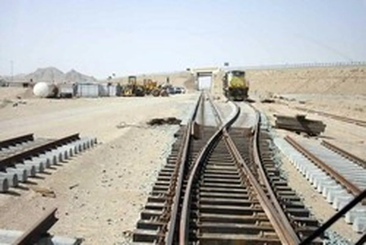 خطیبی: پیشرفت راه‌آهن چابهار - زاهدان از ۸۴ درصد عبور کرد