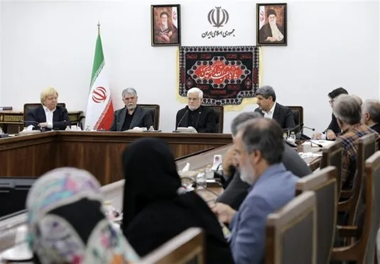 عارف: اقتصاد فرهنگ باید نظام&zwnj;مند و مصون از تغییرات مدیریتی شود