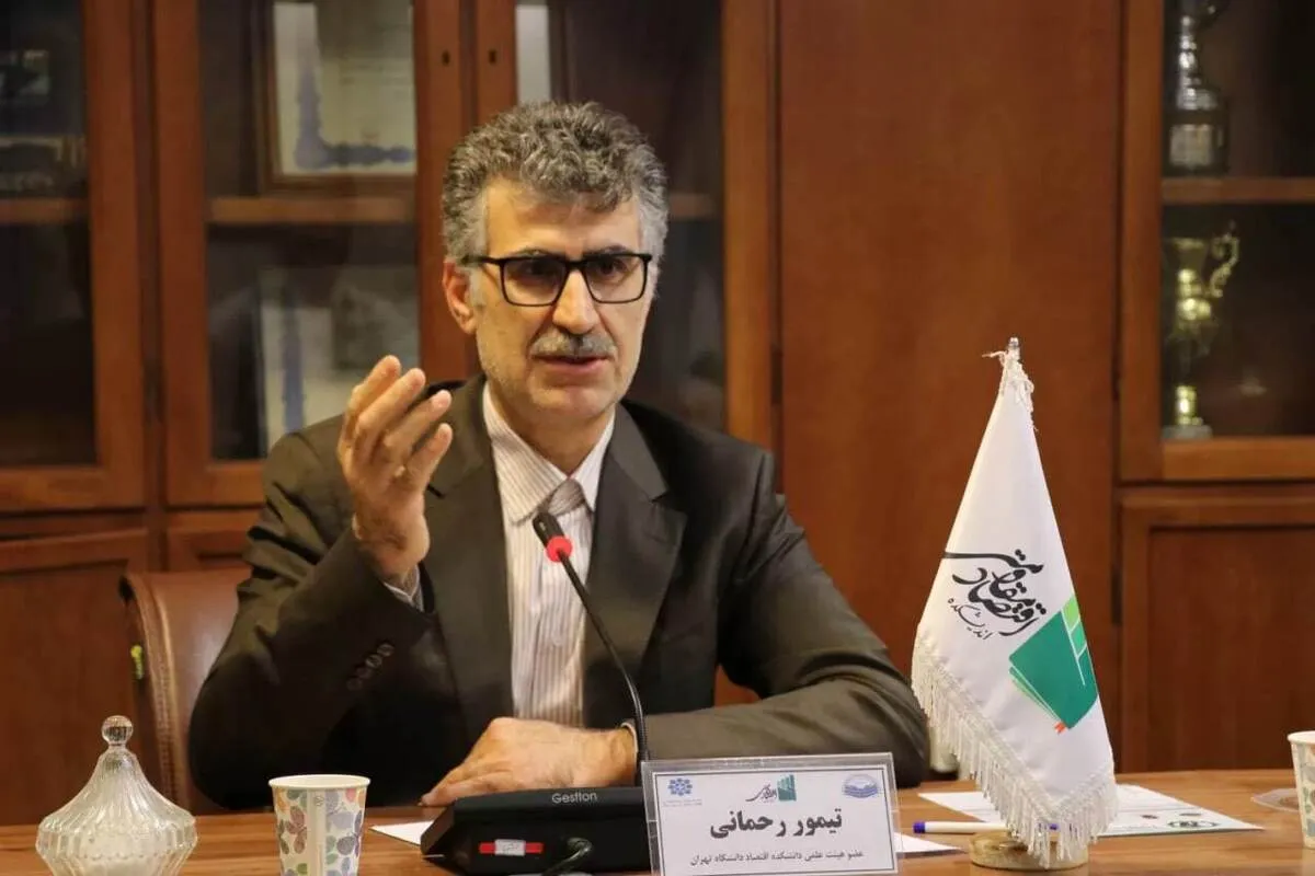 سیاست‌ تثبیت اقتصادی در سال‌های ۱۴۰۱ و ۱۴۰۲ از روند صعودی تورم کاست