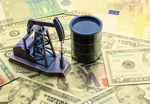 قیمت نفت پس از اعلام باز شدن تنگه هرمز ریخت!