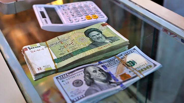 قیمت دلار امروز