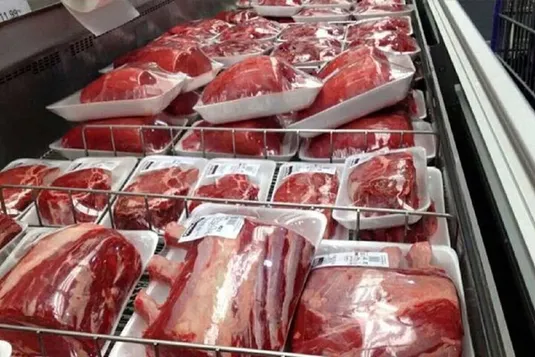 ارز ترجیحی گوشت قرمز حذف نشد