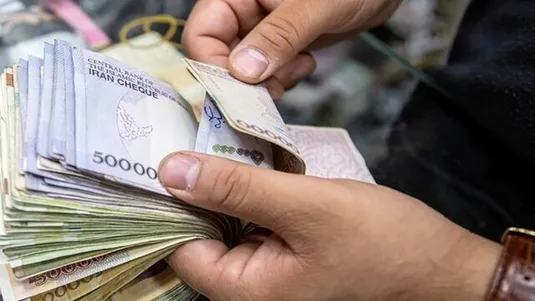 اصلاح نظام پرداخت حقوق/اجرای ۴۰ درصد قانون همسان&zwnj;سازی در ۶ ماه اول