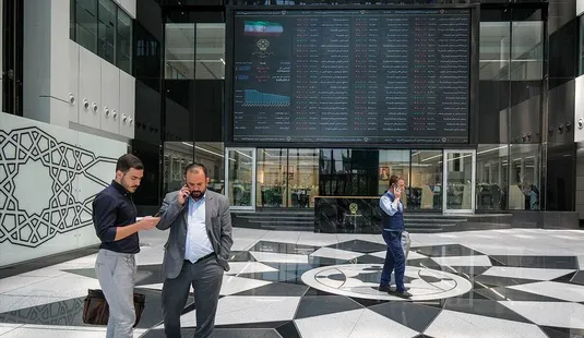 شاخص بورس دوباره ارتفاع ۳.۱ میلیون واحد را از دست داد