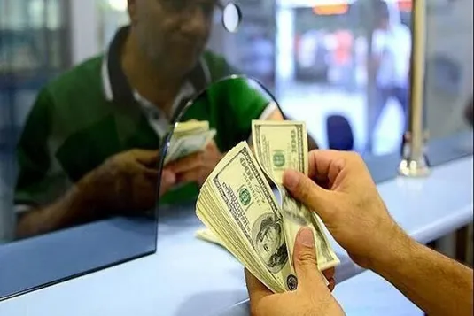 افزایش قیمت دلار در بازار رسمی ادامه دارد+ جدول نرخ امروز ۲۲ آبان ۱۴۰۴