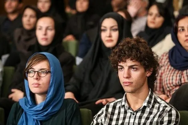 دنشجو
