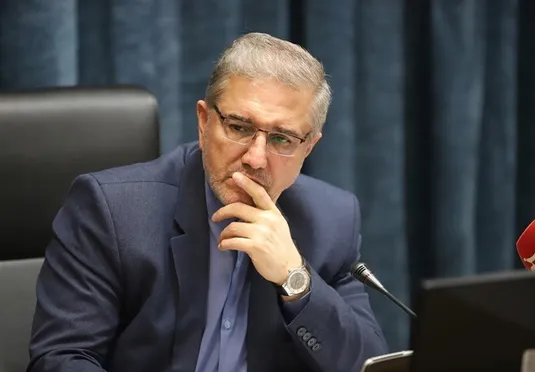 منظور: اسنپ&zwnj;بک بیش از تحریم، فشار روانی دارد