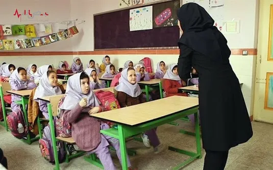 متوسط حقوق معلمان چقدر است؟