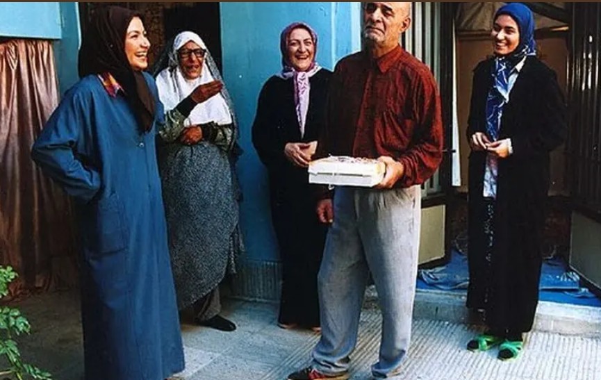 زمان پخش و تکرار سریال متهم گریخت شبکه آی فیلم ساعت پخش سریال متهم گریخت