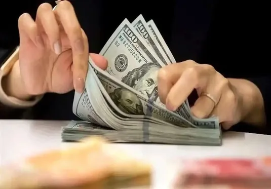 پیش بینی قیمت دلار ۲۲ اسفند ۱۴۰۳