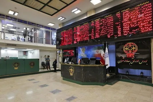 بازگشت تدریجی اعتماد به بورس؛ تغییر جهت پس از چهار روز سقوط یک&zwnj;دست