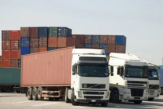 خروج روزانه ۴۰۰ کامیون حامل کالای صادراتی و ترانزیتی از مرز ریمدان
