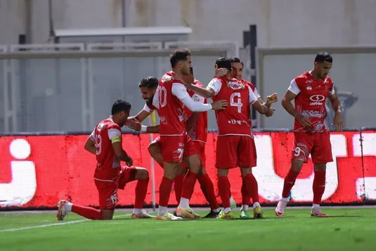 اعضای تیم پرسپولیس ۱۰ درصد جریمه شدند