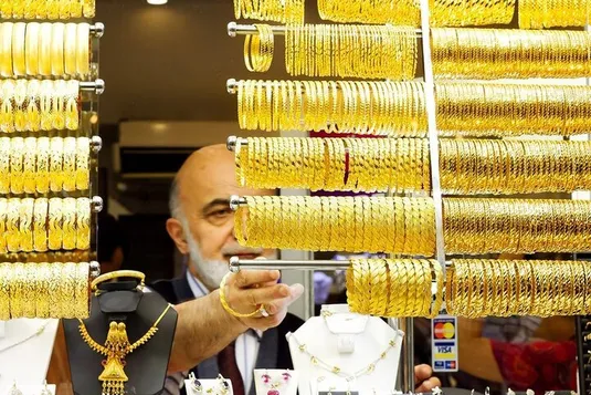طلای ۱۸ عیار نرخ ارز دلار سکه طلا چهارشنبه ۲۱ آبان ۱۴۰۴ + جدول