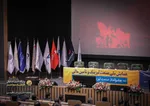 نخستین همایش ملی صنعت لیزینگ و تامین مالی امروز (۲۷ بهمن) با حضور محمدرضا فرزین، رئیس کل بانک مرکزی، کوروش پرویزیان، رئیس پژوهشکده پولی بانکی و جمعی از فعالان این حوزه در سالن همایش‌های بانک مرکزی برگزار شد. این همایش با هدف بررسی چالش‌ها و فرصت‌های صنعت لیزینگ و نقش آن در تامین مالی کشور برگزار گردید.
