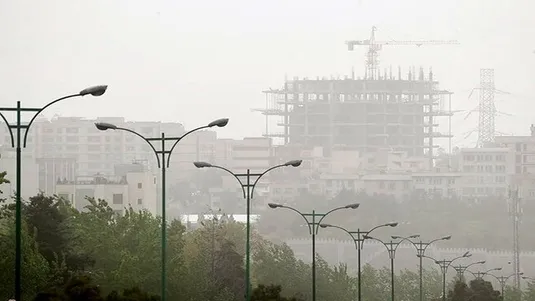 هواشناسی ایران امروز ۳۰ آبان؛ شاخص آلودگی در آستانه خطرناک