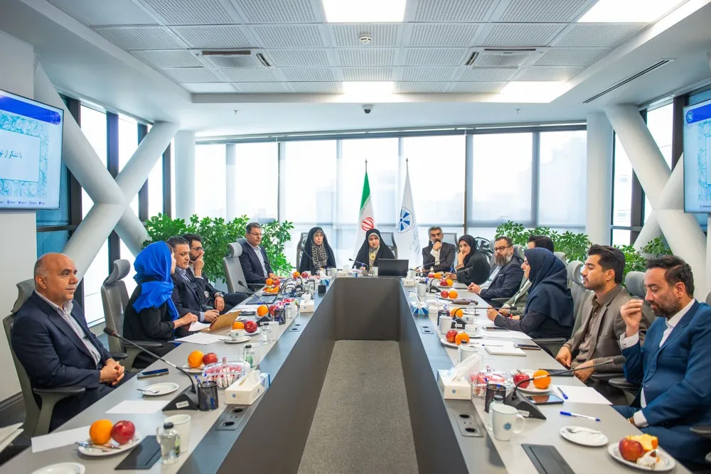  هیئت‌مدیره انجمن ملی صنایع پلیمر ایران 