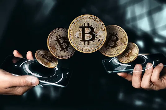 قیمت بیت&zwnj;کوین و اتریوم امروز شنبه ۸ شهریور ۱۴۰۴/ کاهش قیمت بیت کوین