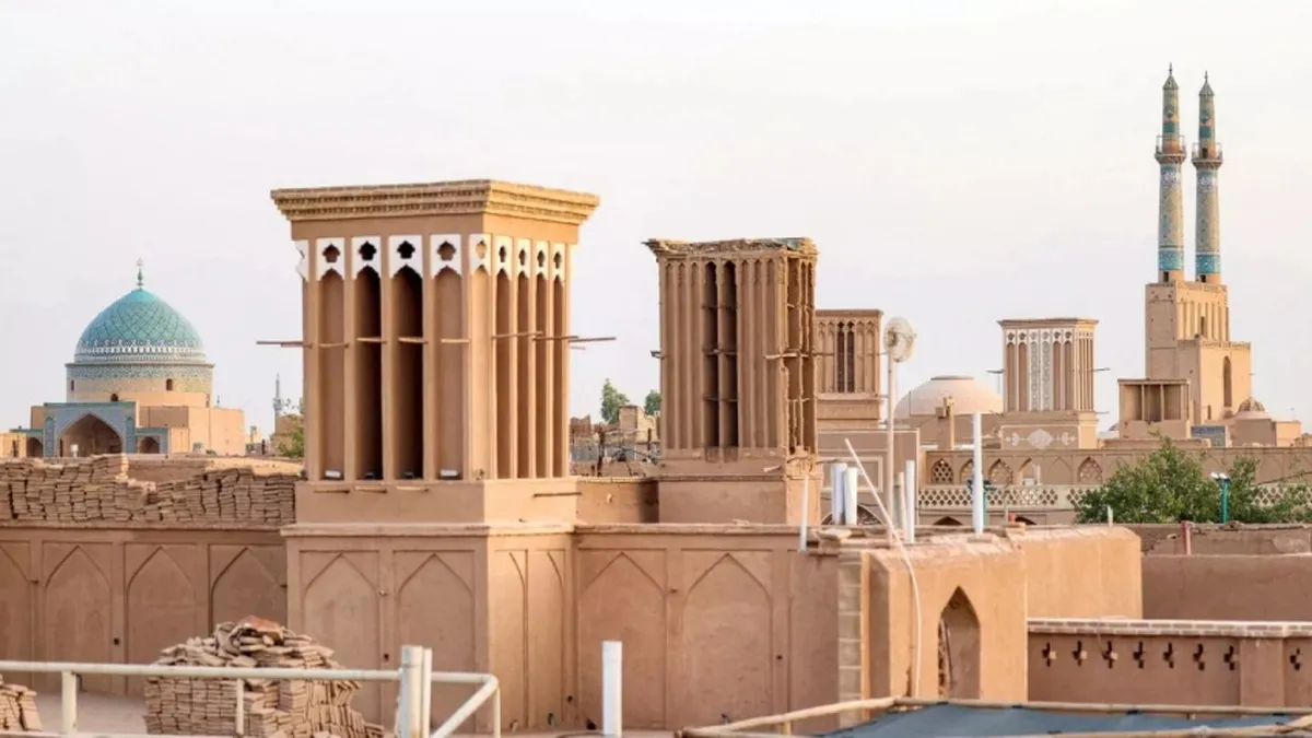 مسکن یزد؛ فرصتی برای زندگی در میان معماری‌های سنتی و بادگیرها
