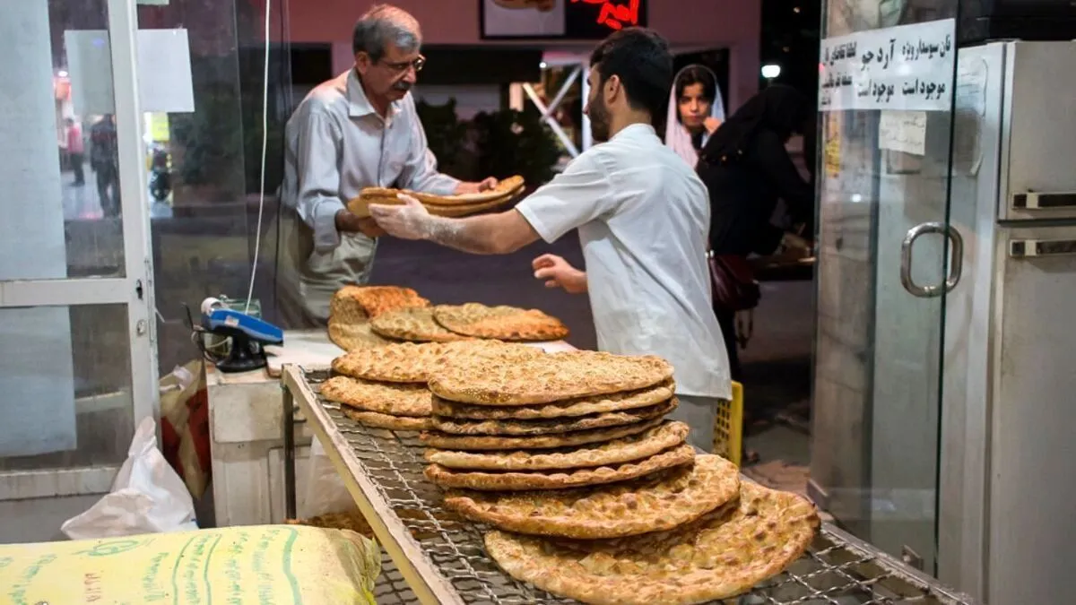 پیشنهاد یکسان سازی نرخ آرد و نان در راستای کاهش تخلفات