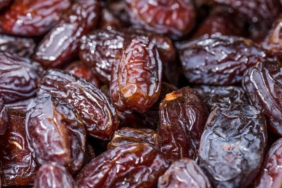 واردکنندگان خودرو چطور صادرکننده خرما شدند؟