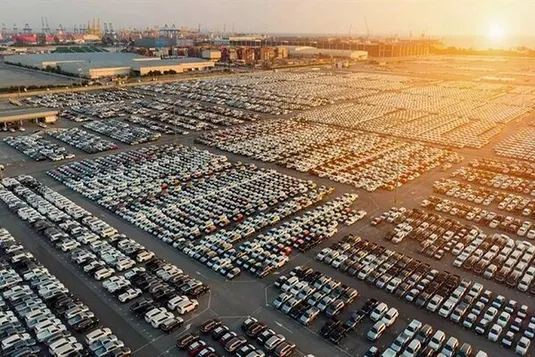 ایران خودرو پاسخ داد؛ قیمت جدید خودرو از چه زمانی اعمال می شود؟